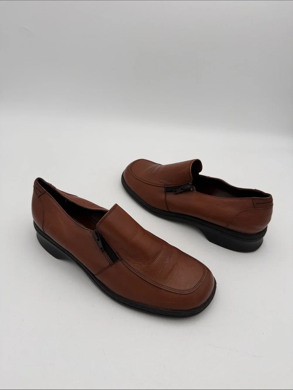 Vintage Slip-On Leather Loafers Brown casual women shoe 9M Y2K office comfort